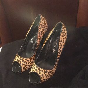 Animal print heels 3” size 6